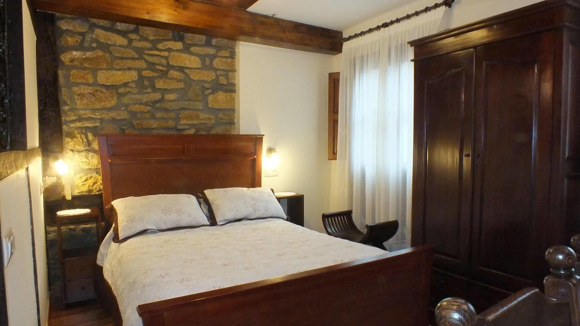 Apartamentos Legado De Santillana Santillana del Mar Extérieur photo